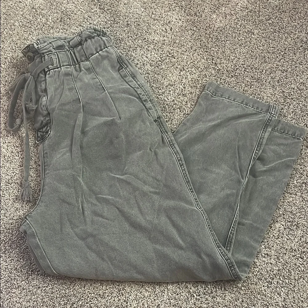 Free People paper bag green pants XS